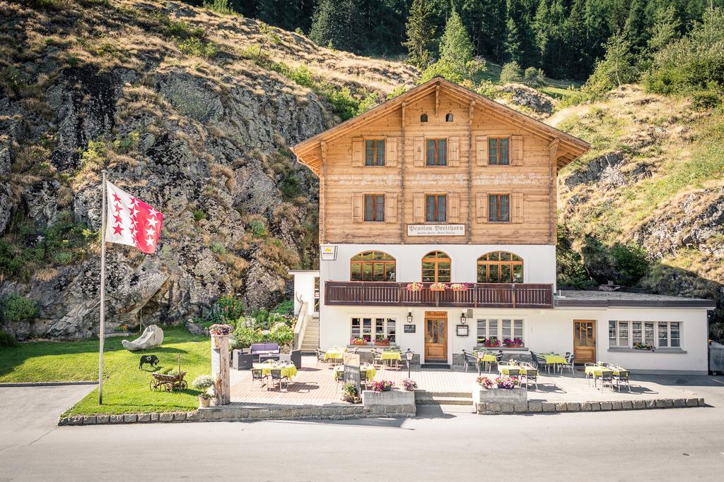 Breithorn Hotel *